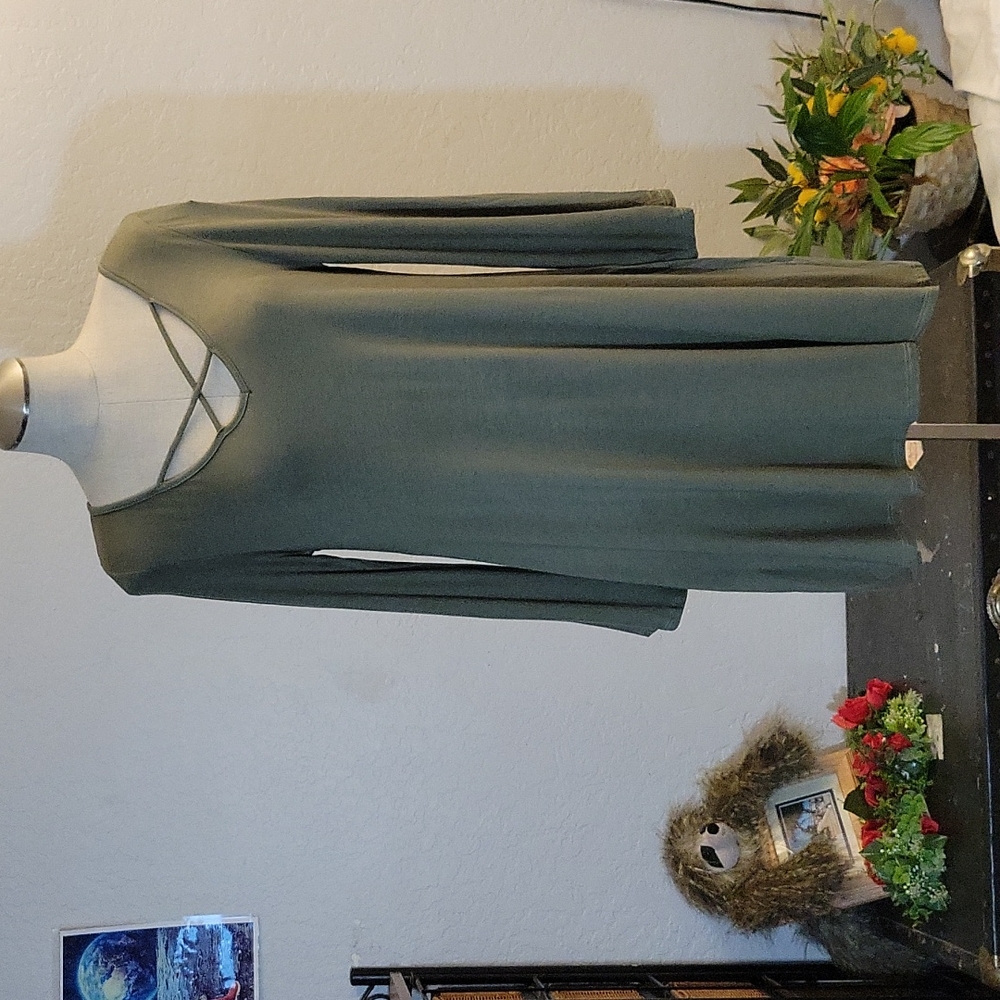 VANITY ROOM Super Stretchy V Neck/Back Strappy Olive Dress M - Picture 2 of 10
